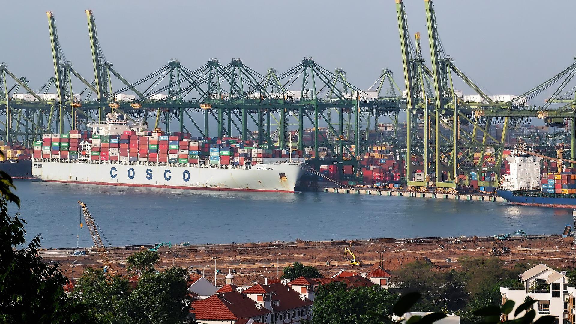 提交舱单信息后，收到海关系统的HOLD提示，跨境卖家应该怎么办？