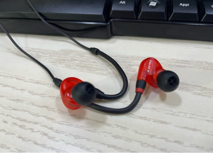 不漏音音质好的头戴式耳机推荐,降噪和音质都好的头戴式耳机推荐