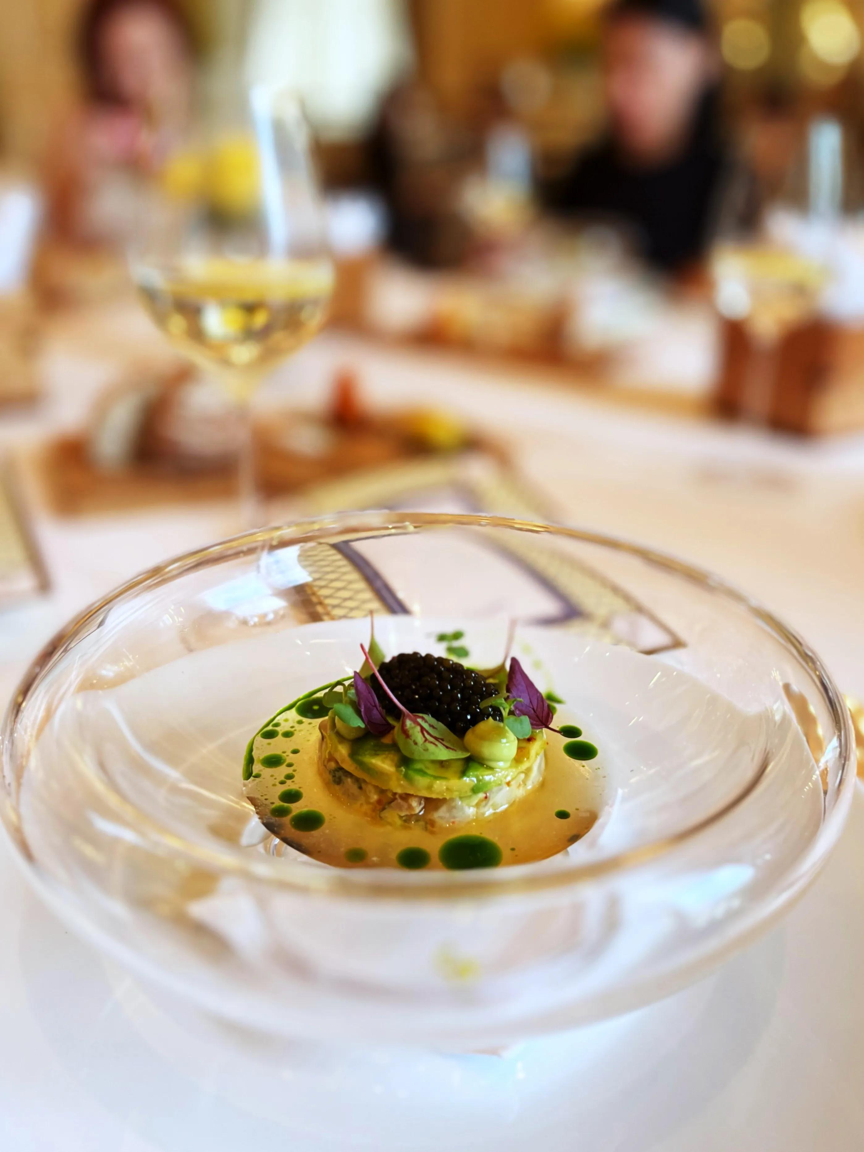 香港半岛酒店宴会厅,香港半岛酒店与威斯汀