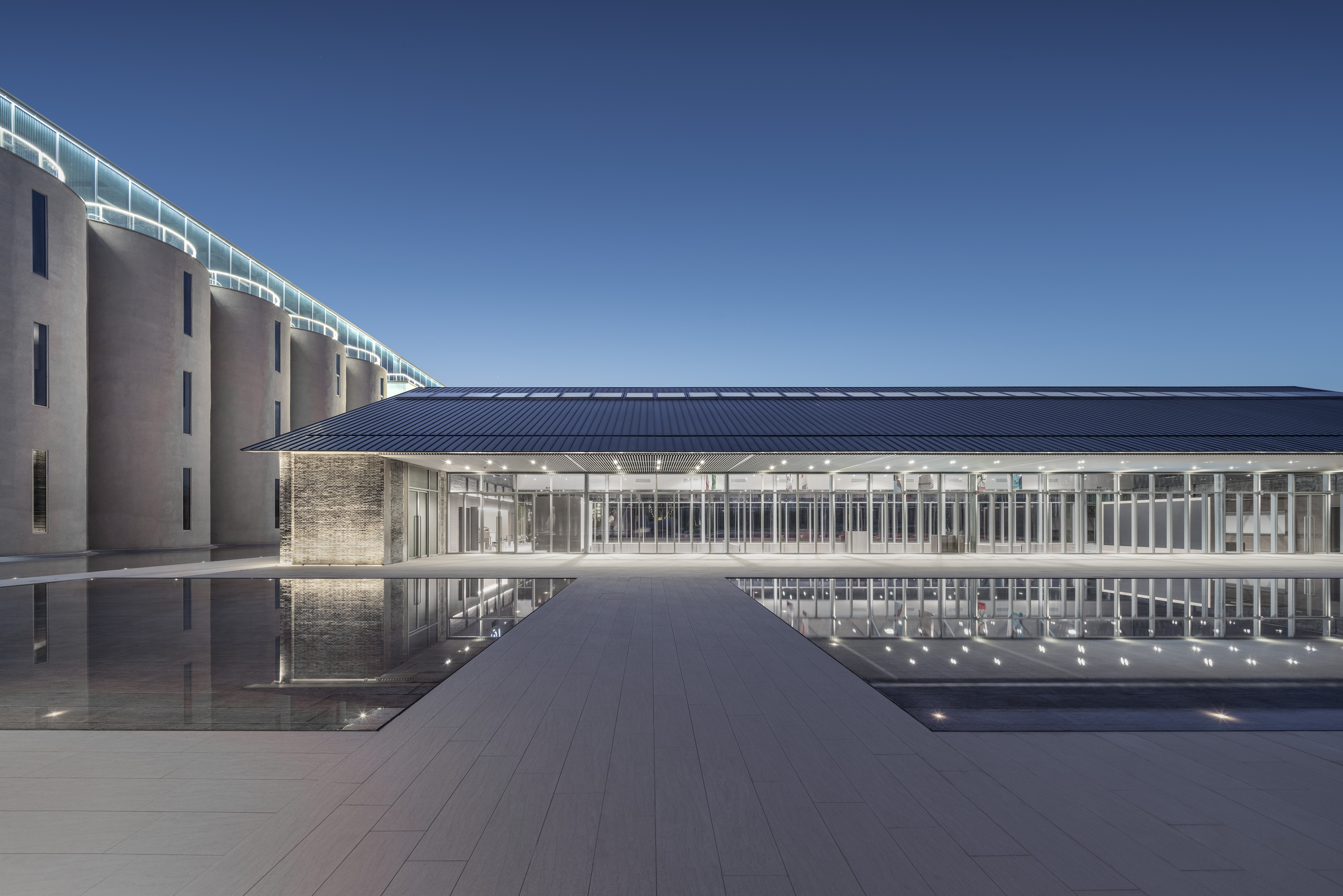 DavidChipperfield最新作品：嘉兴筒仓艺术中心，老粮仓的新生！