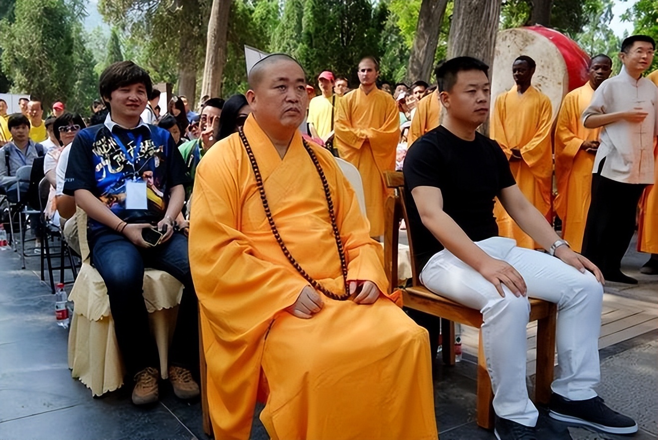 少林寺释永信袈裟,少林寺方丈释永信的袈裟有多值钱