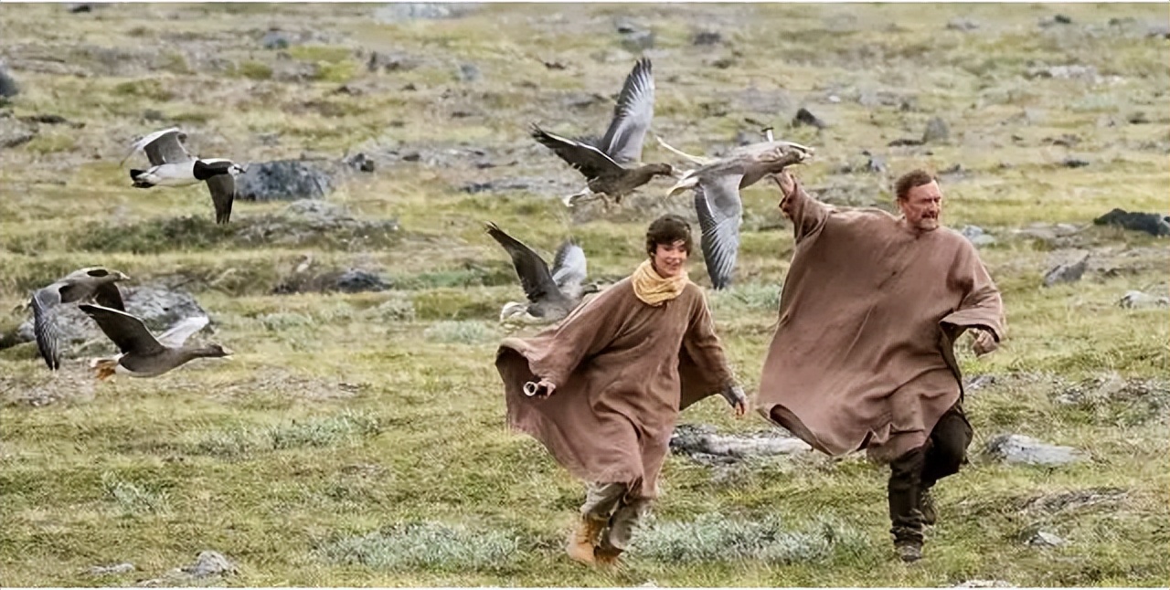 湖北一山洞吐鱼视频,湖北一山洞每年吐鱼