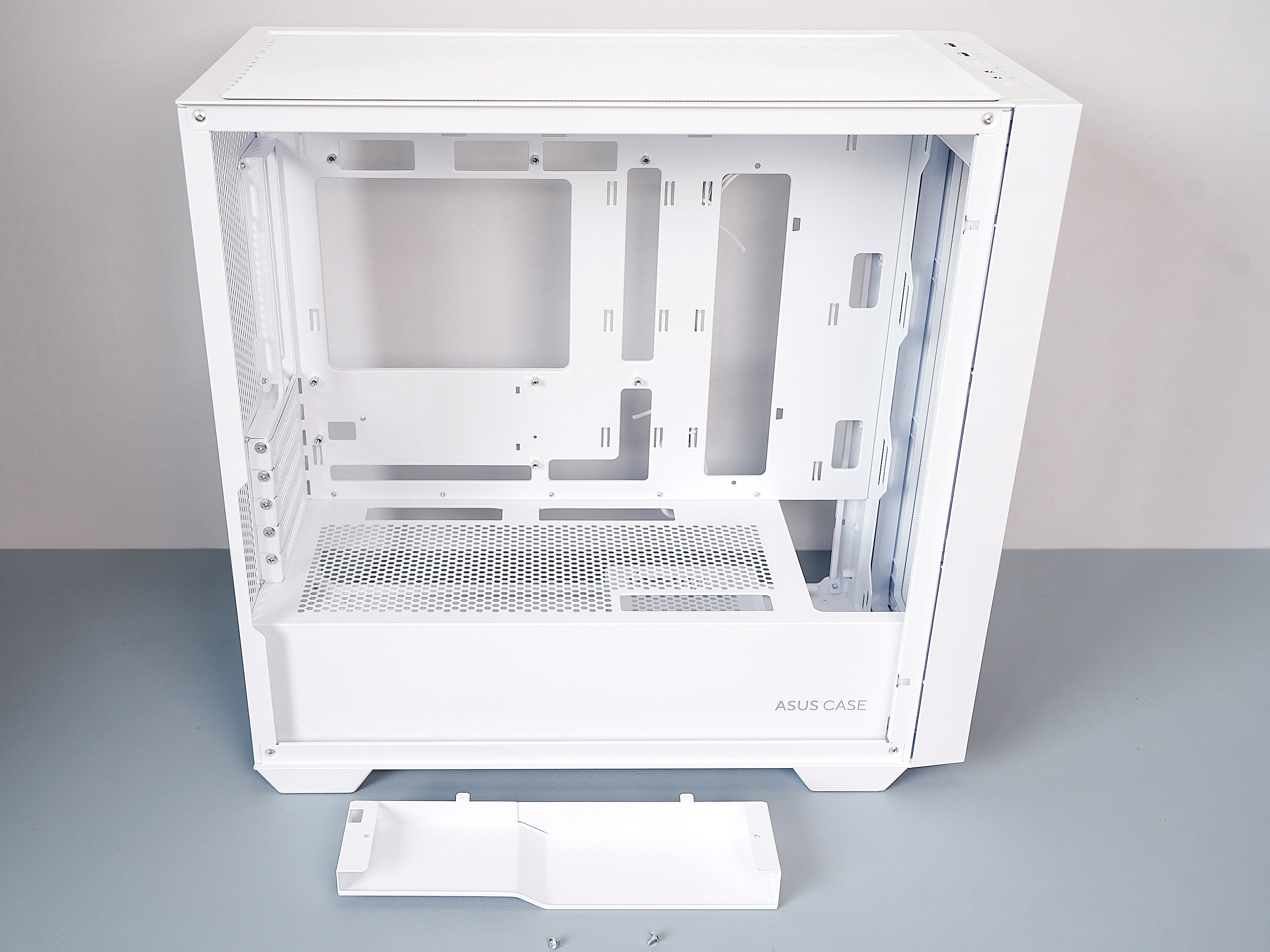 最新装机方式：背插式体验，I7+B760+RTX4070Ti攒台白白的主机