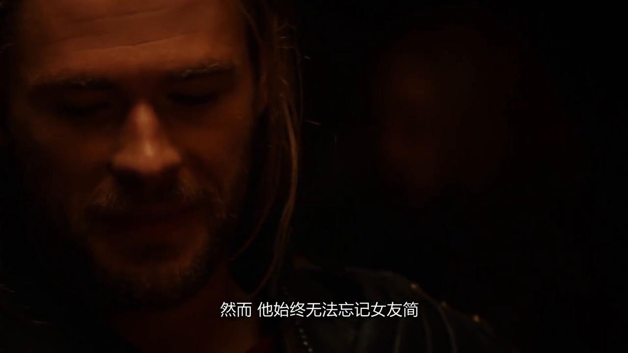 雷神二看完后应该看哪一部电影,雷神2洛基监狱得知母亲死去崩溃