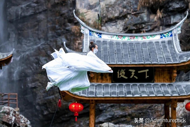 过江龙飞行体验,过江龙优雅从容