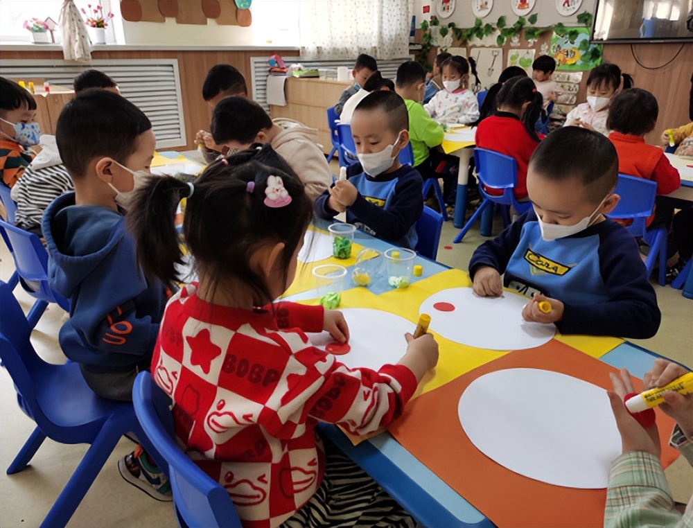 家门口高品质幼儿园,乌鲁木齐家庭幼儿园