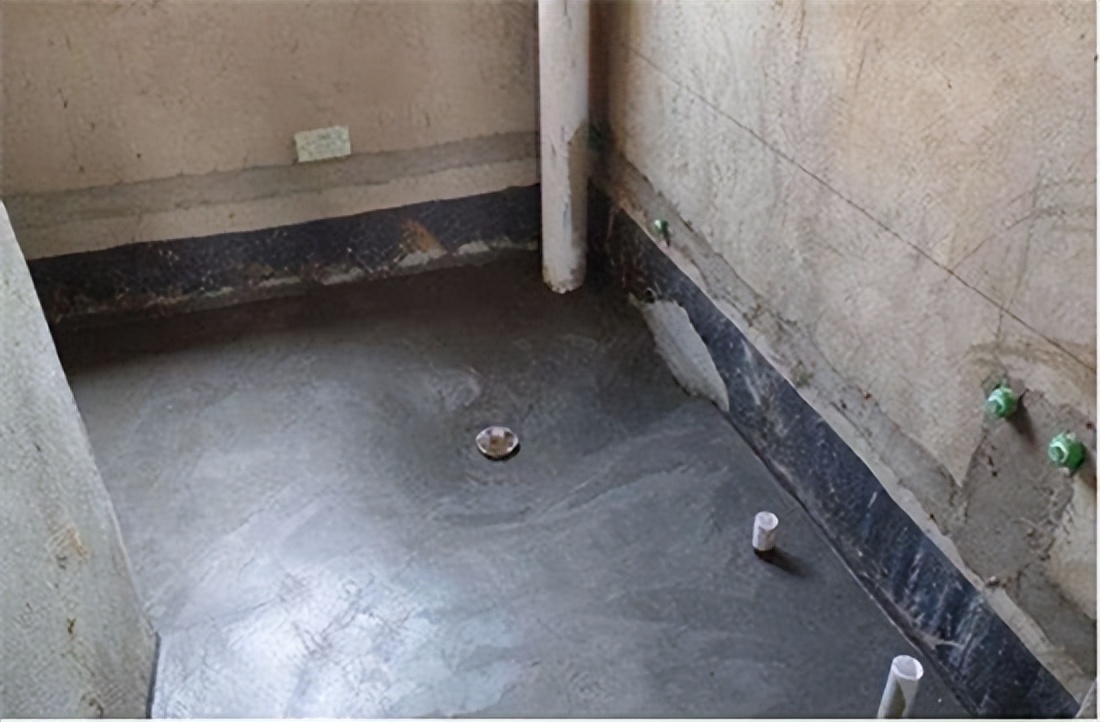 卫生间管道漏水应该怎么办,楼上卫生间下水管道漏水怎么处理