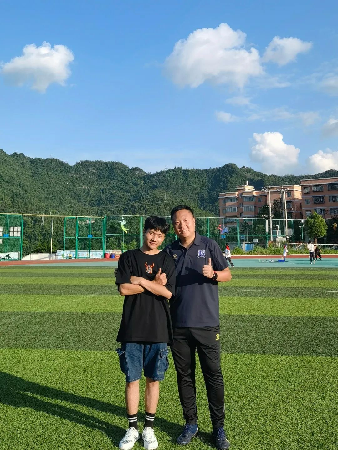 为爱黔行爱心大使,为爱黔行吴建林简历