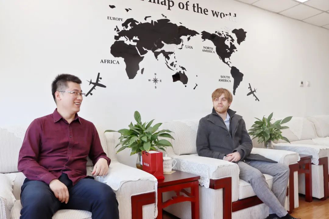 鏂拌タ鍏板墠浠荤Щ姘戝畼,鏂拌タ鍏板墠绉绘皯閮ㄩ暱