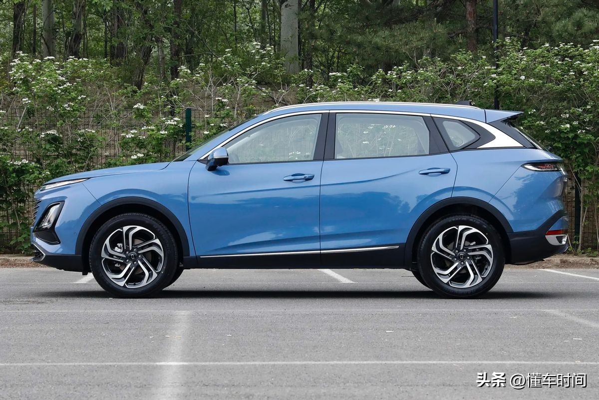 能够让你随心选装的一汽奔腾t90,奔腾t90豪华与性能的完美结合