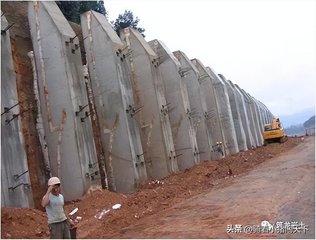 抗滑桩挡板的计算,抗滑桩的护壁怎么计算方量