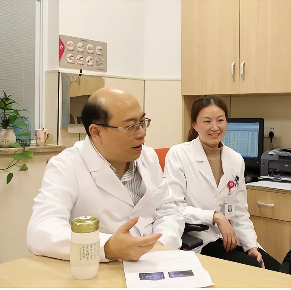 财经女侠叶檀完整视频,叶檀谈自己患乳腺癌几期