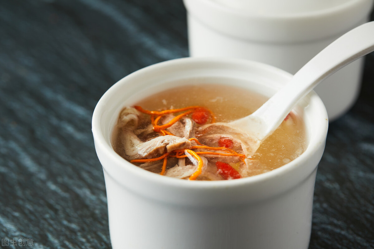 胃病服用胃药行吗,胃病光喝水有效吗