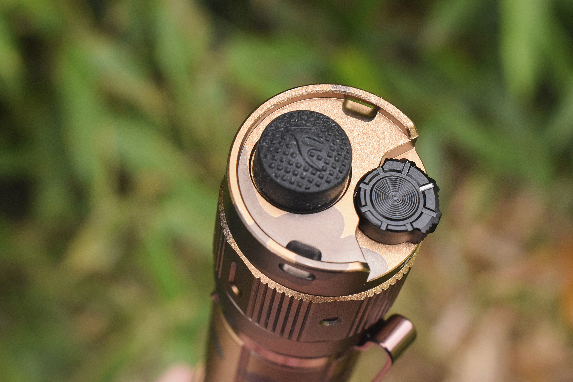 fenix菲尼克斯tk16v2.0战术手电筒,fenix菲尼克斯tk35ue