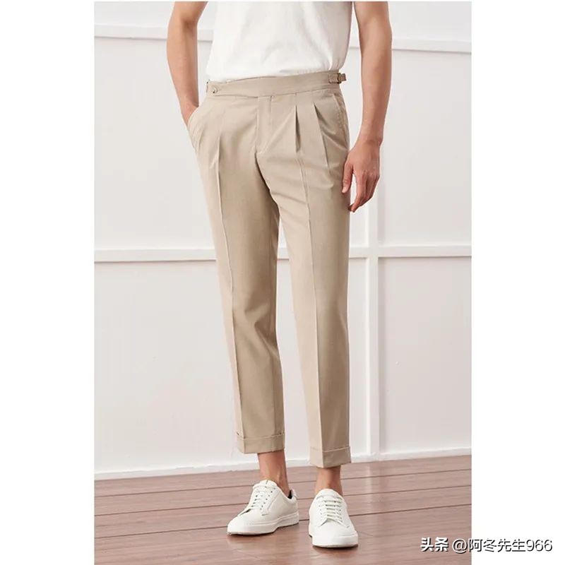 男士短袖t恤穿搭技巧袖子,中老年男士短袖圆领汗衫t恤