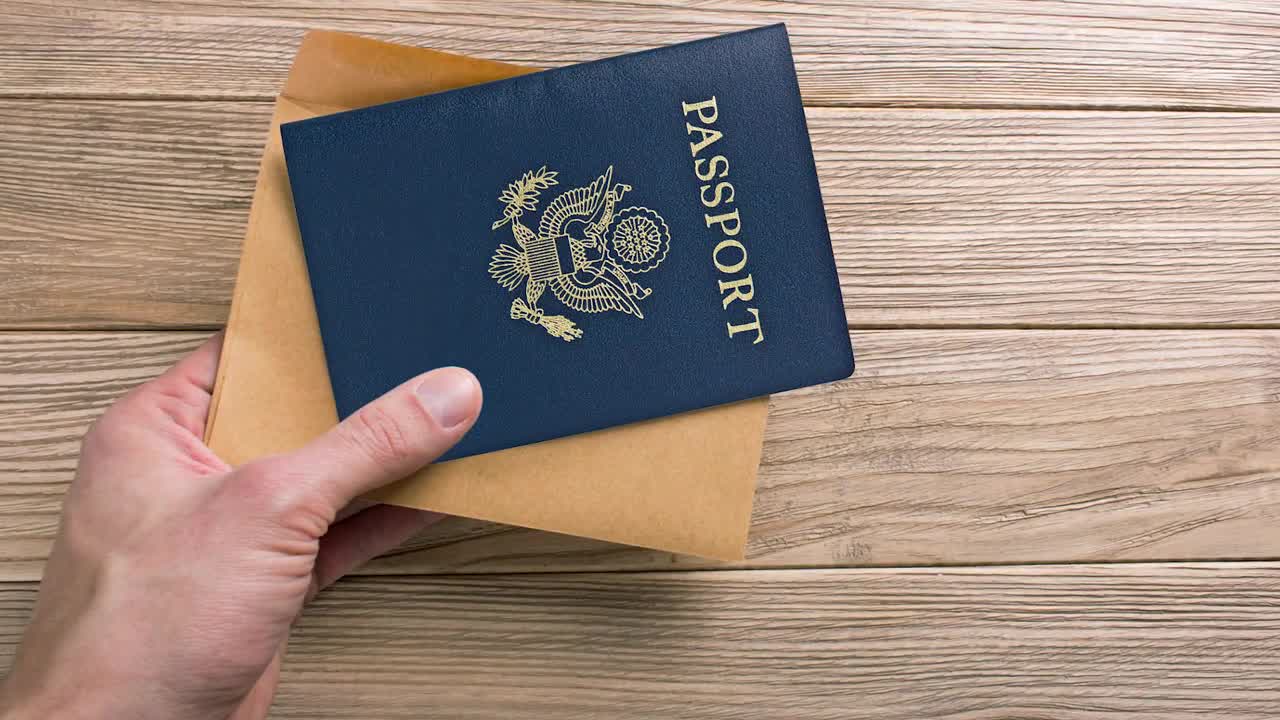 为什么俄罗斯金融寡头会被整治,俄罗斯寡头为什么喜欢去英国