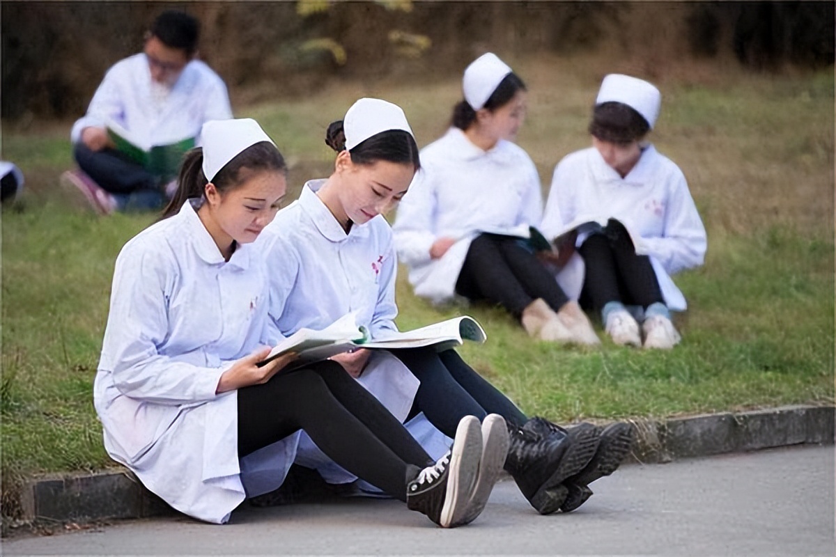 2023年初中毕业上什么技校好一点,2024年高中读什么技校