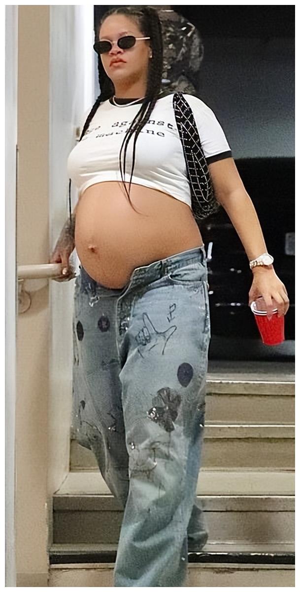 49年以来最真实、最深刻的影像：人的神态反映了时代的好坏