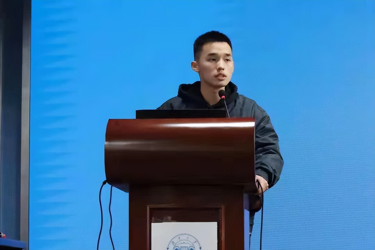 湖南这名大学生：成绩优异，获外交部定向培养，如今即将入职外交部！