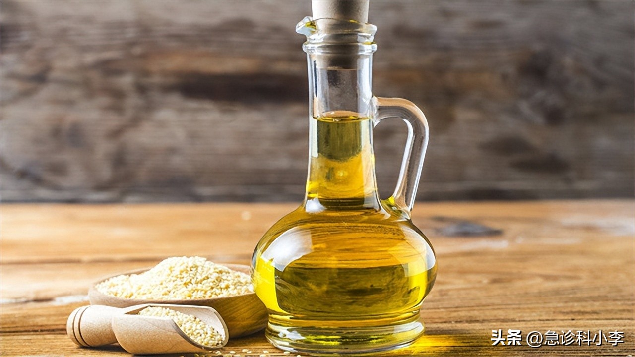 哪种油是不健康的,花生油对人体有什么好处和坏处
