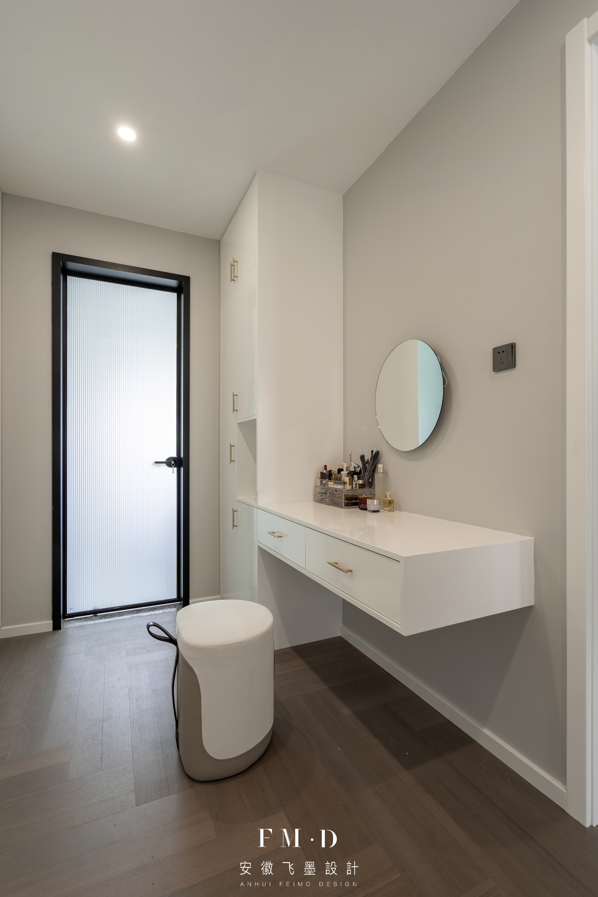 没窗主卫改衣帽间最佳方案,主卫改成衣帽间哪个省钱