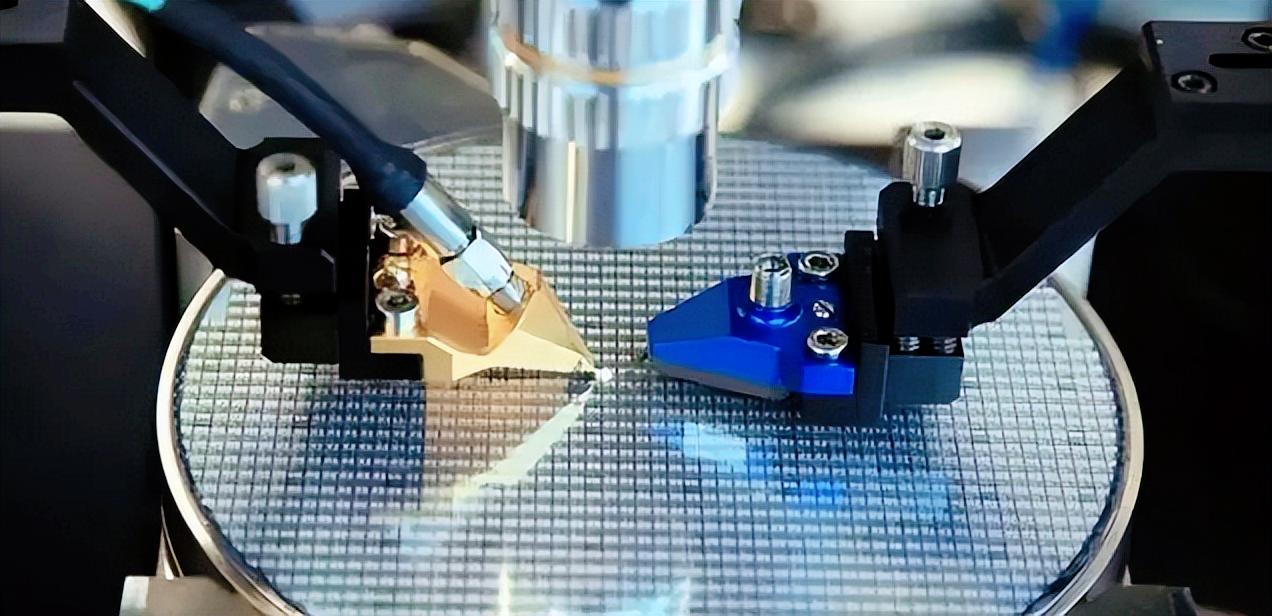 asml卖给中国的光刻机用来干什么,为什么只有asml能造光刻机