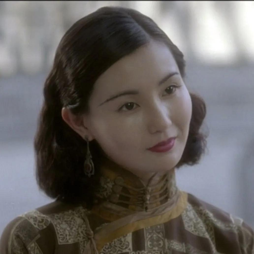 张曼玉从年轻到年老 (张曼玉35年容貌盘点)