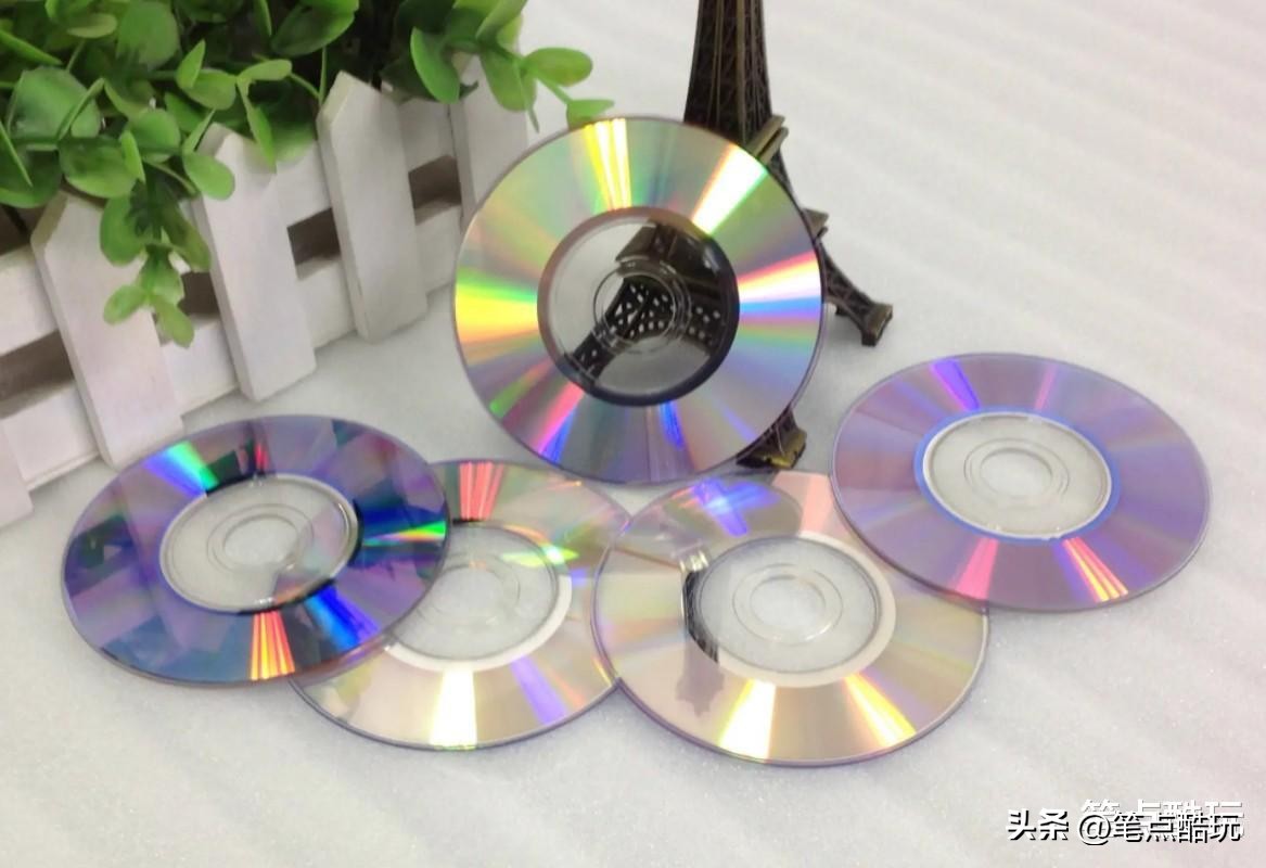 光驱突然消失了,以前的电脑光驱现在有什么用