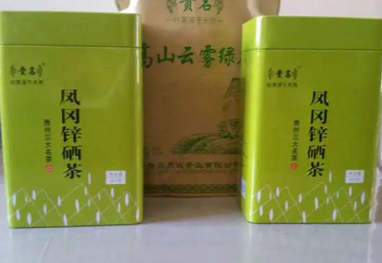 人到中年就要少吃油腻食物,人到了中年要少吃少喝哪些东西