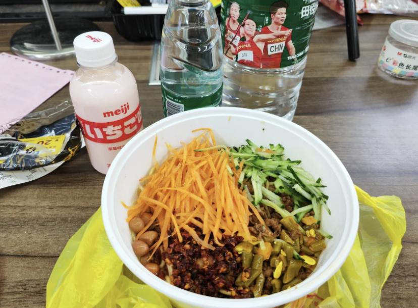 上海青旅打工人,上海不抽烟的青旅