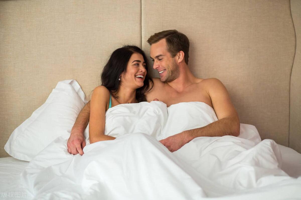 夫妻关系对身体健康的影响,对夫妻双方的身体健康也很有好处