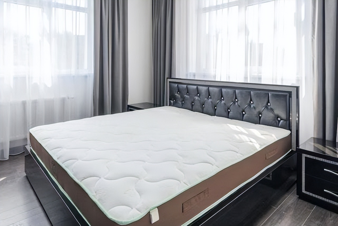 床垫一般用几年如何判断床垫老化怎么保养清洁