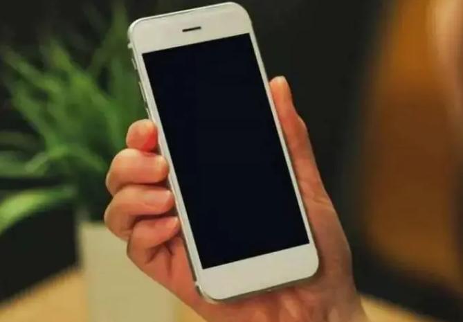 手机出现五种情况你可能已被监控,手机出现七种情况有可能被监听了