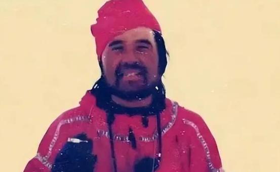 毕福剑离开央视后现在有退休金吗,央视主持人毕福剑又要重返舞台么