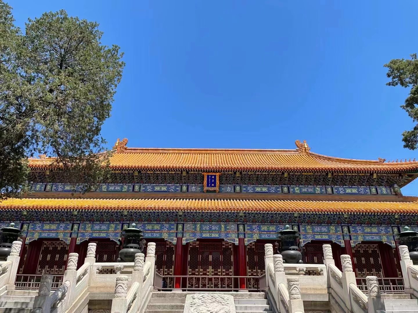 来北京一定要去一趟景山公园,北京景山公园春节风景