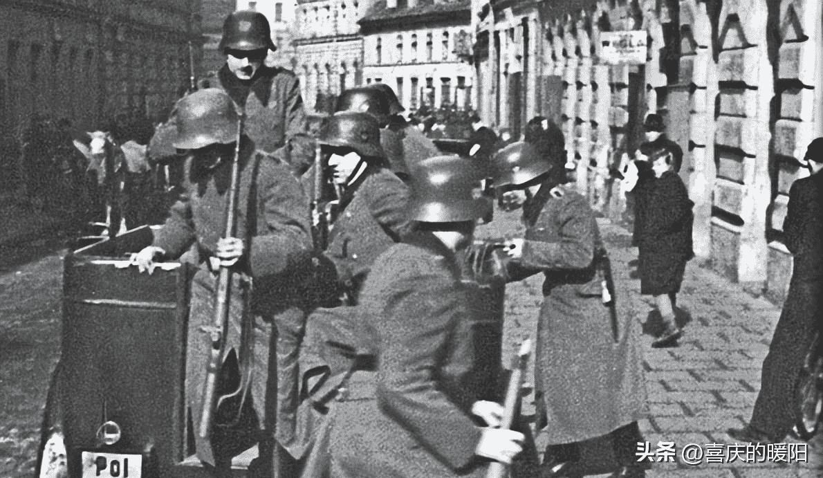 晚清小脚女子彩色老照片,晚清地主婆老照片