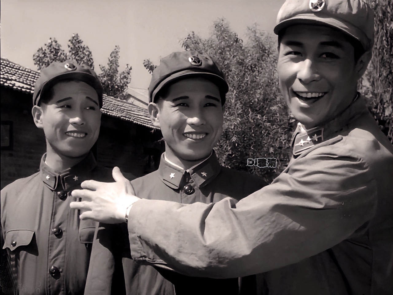 38年前的战争片真的能把人看哭,真实拍摄的历史战争片