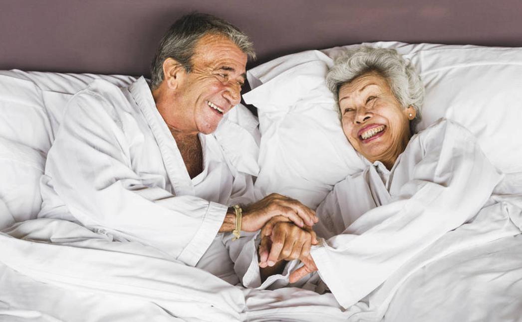 长期裸睡的人可能会提高睡眠质量,如果长期裸睡会怎么样