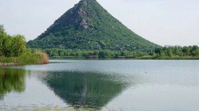 20年没见的同学来看我，我花8888招待，同学情，我一辈子也还不清