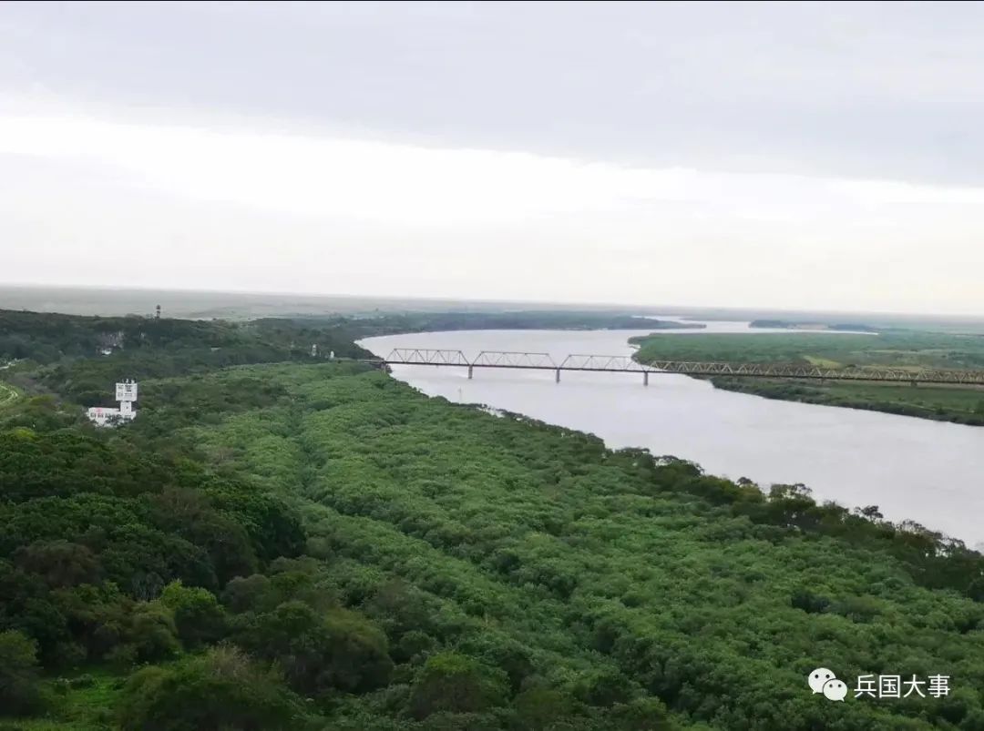 关键时刻，俄罗斯送上三个“大礼”，有一个我们等了163年！