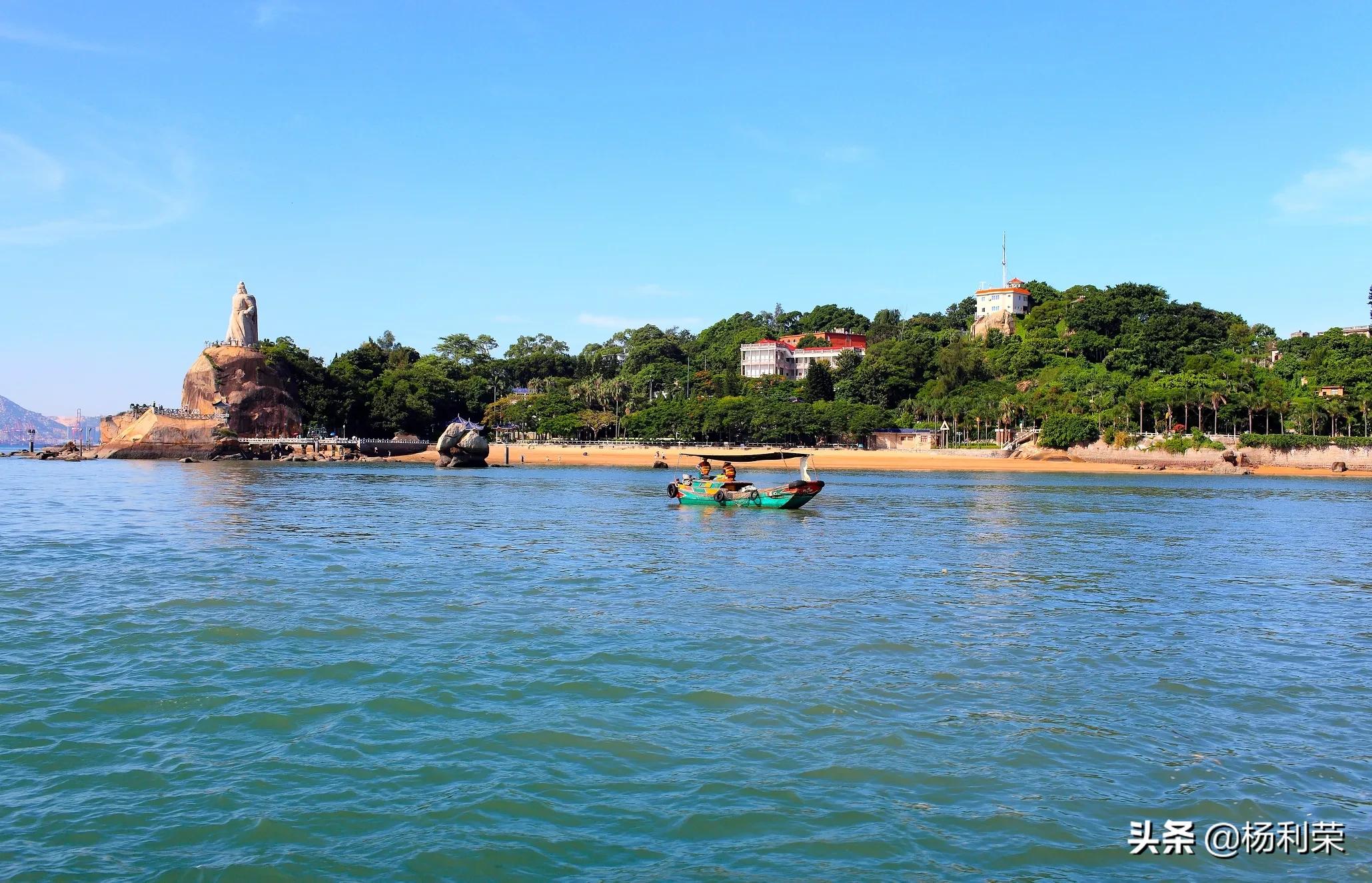 七律雪莲花的诗,七律长白山林海