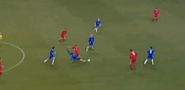 穆里尼奥与纽卡斯尔联签约,穆里尼奥接手蓝军第一战