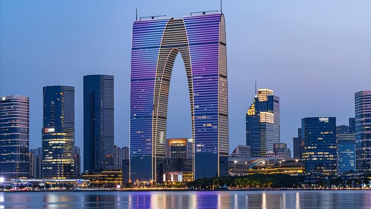 苏州金鸡湖景区旅游景点,苏州金鸡湖风景区介绍