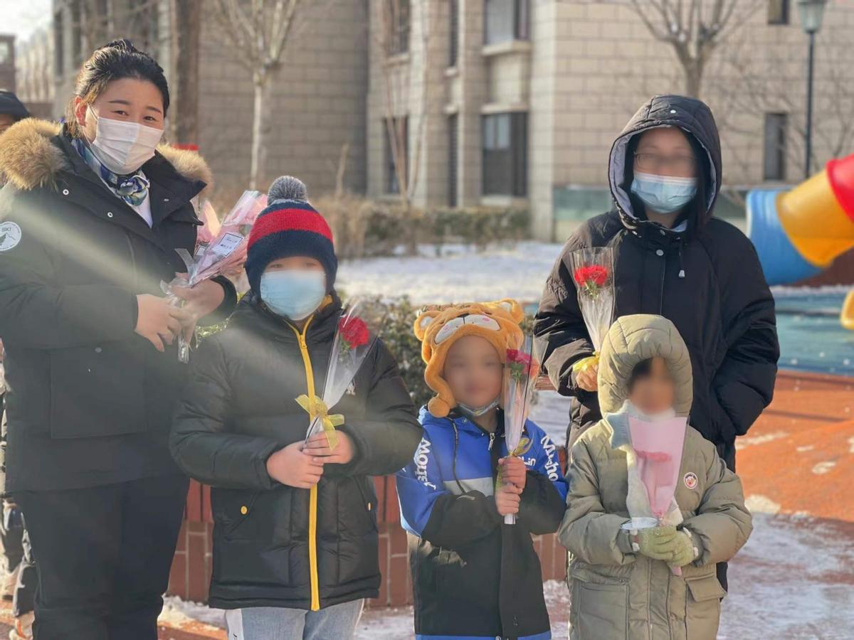 世茂服务元宵节,世茂服务中心庆国庆