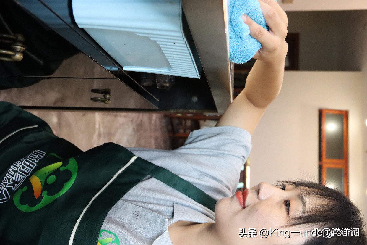 青岛市家政陪护老人保姆价格,西安家政保姆陪护老人