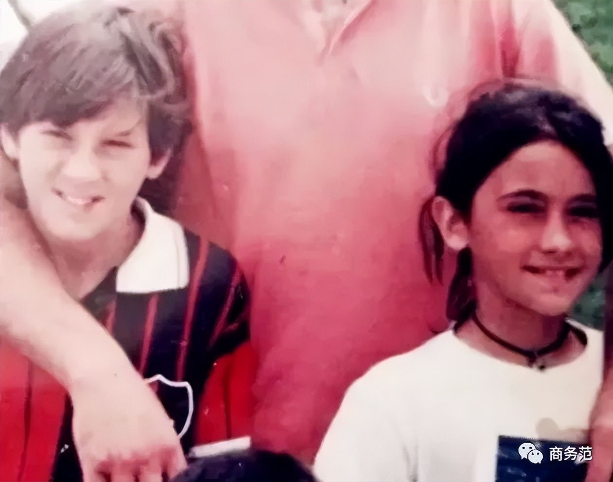 梅西夺冠后亲吻妻子,梅西夺冠亲吻爱妻