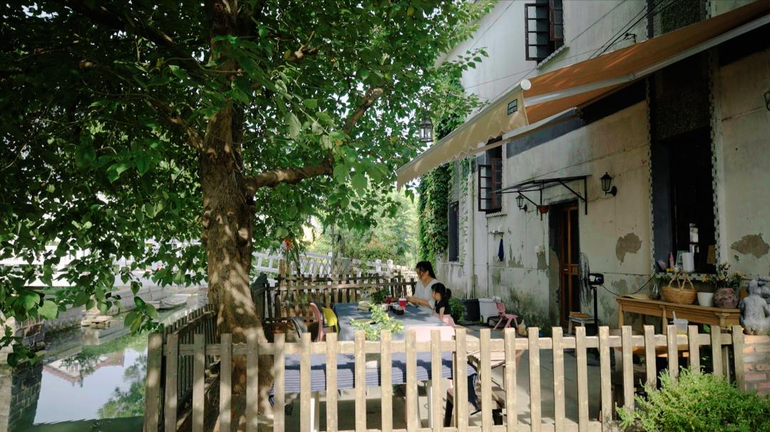 回归乡村的年轻人：自耕自食，无需财务自由