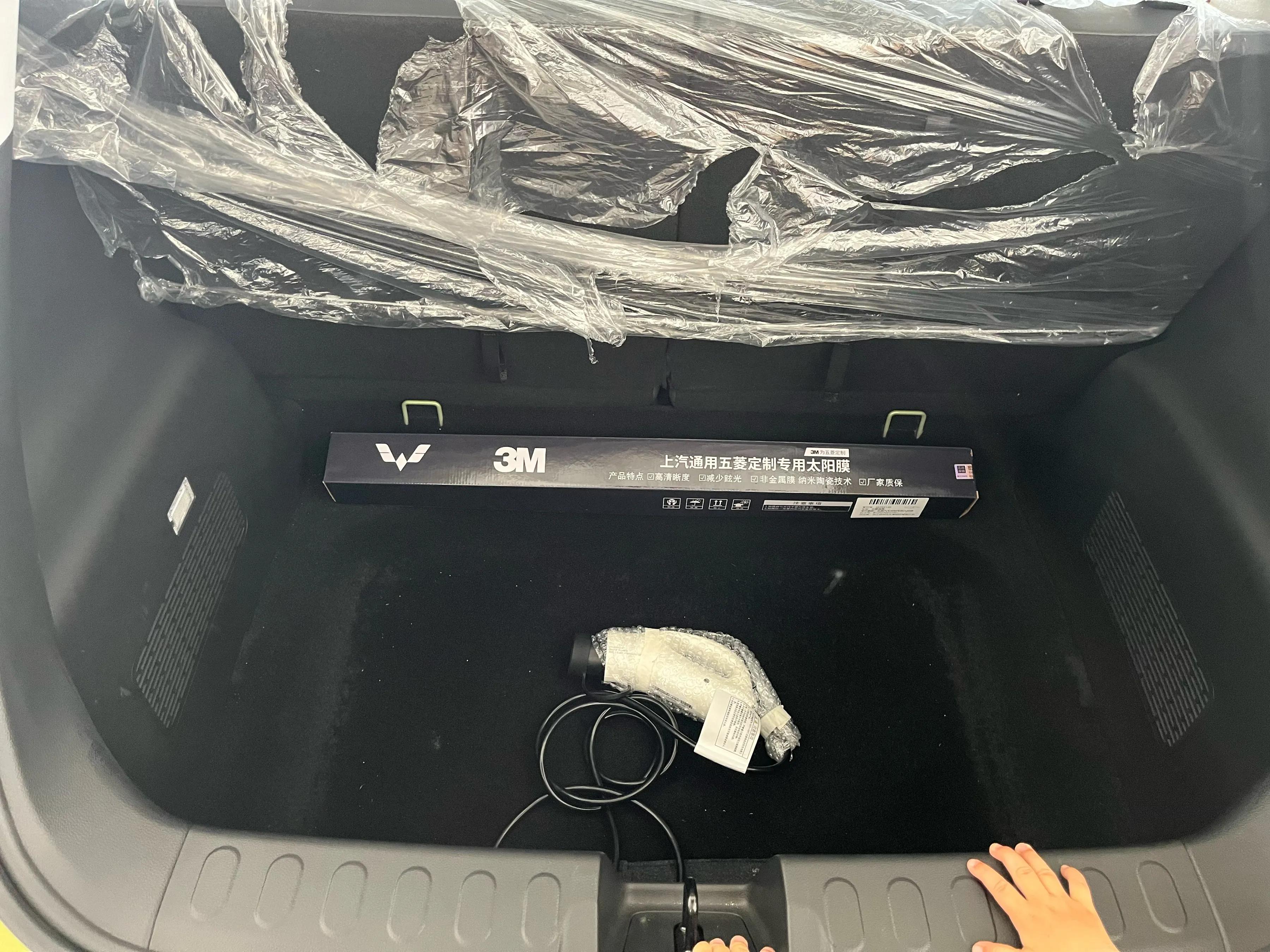 闺蜜买车了带我兜风 (闺蜜提新车带我出去玩)