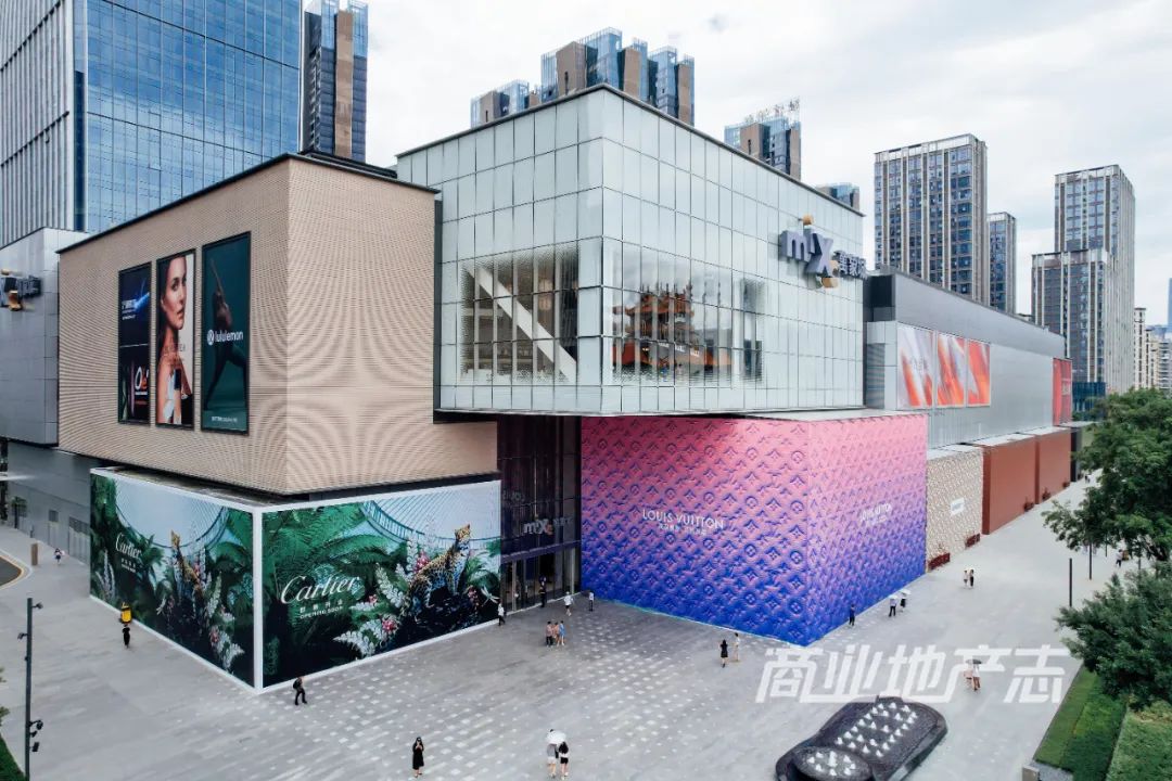 CRR百图斩｜定位重奢的福州万象城开业，榕城商业能级跨上新台阶