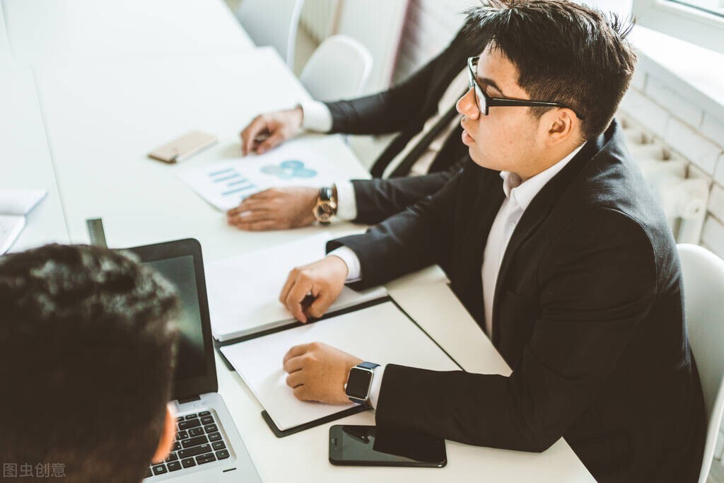 个人怎么去正规银行贷得到款,为什么找中介就可以在银行贷到款